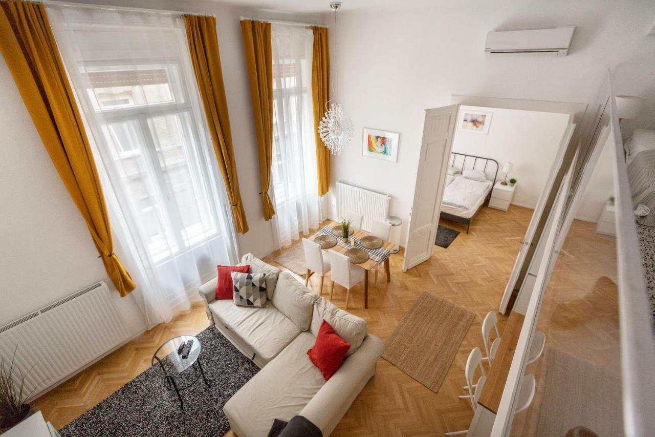 Exclusive Downtown Bella Home Budapest Exterior photo